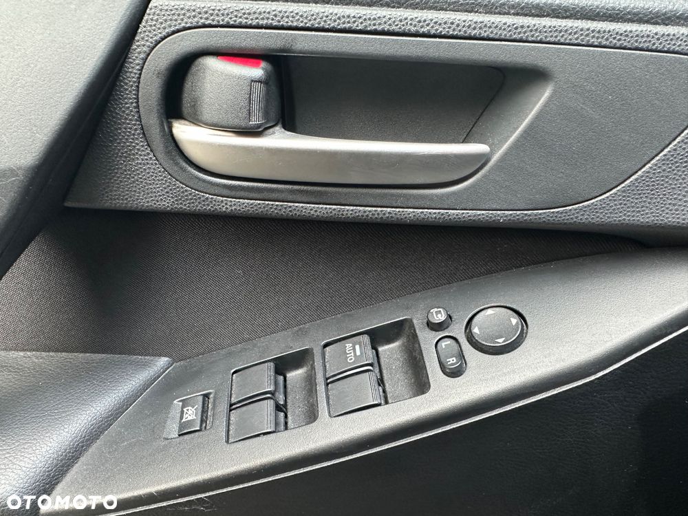 Mazda 3 1.6 Sport Exclusive - 12