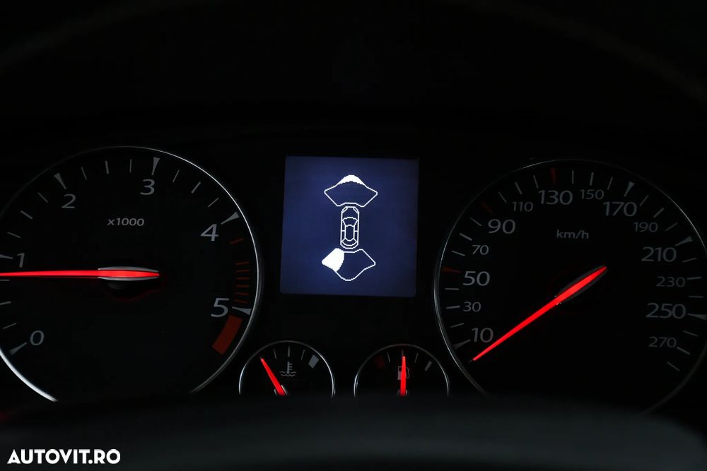 Renault Laguna ENERGY dCi 130 FAP Start & Stop Bose Edition - 7