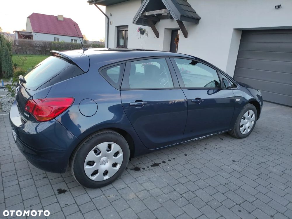 Opel Astra - 5
