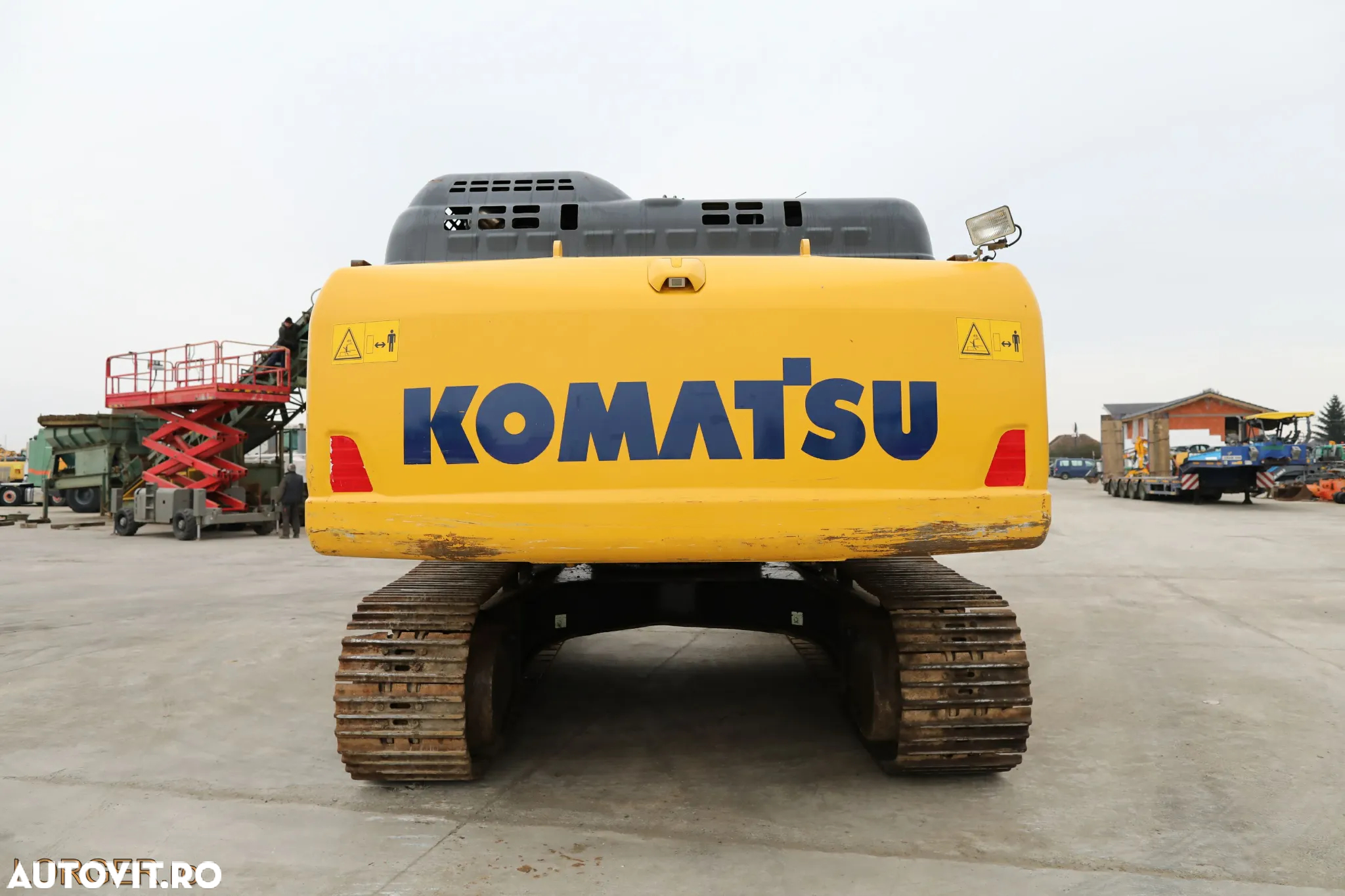 Komatsu PC 360 LC - 11 - 5