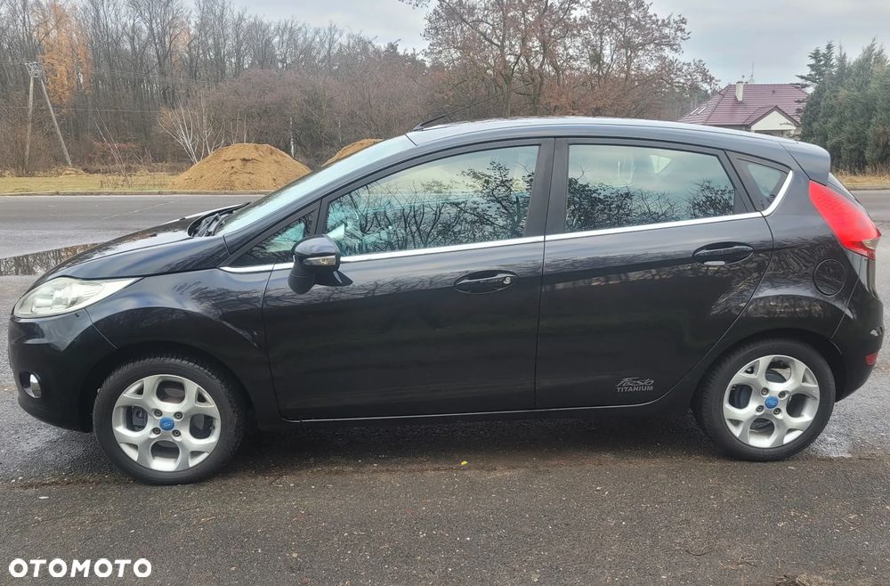Ford Fiesta 1.6 Titanium - 3