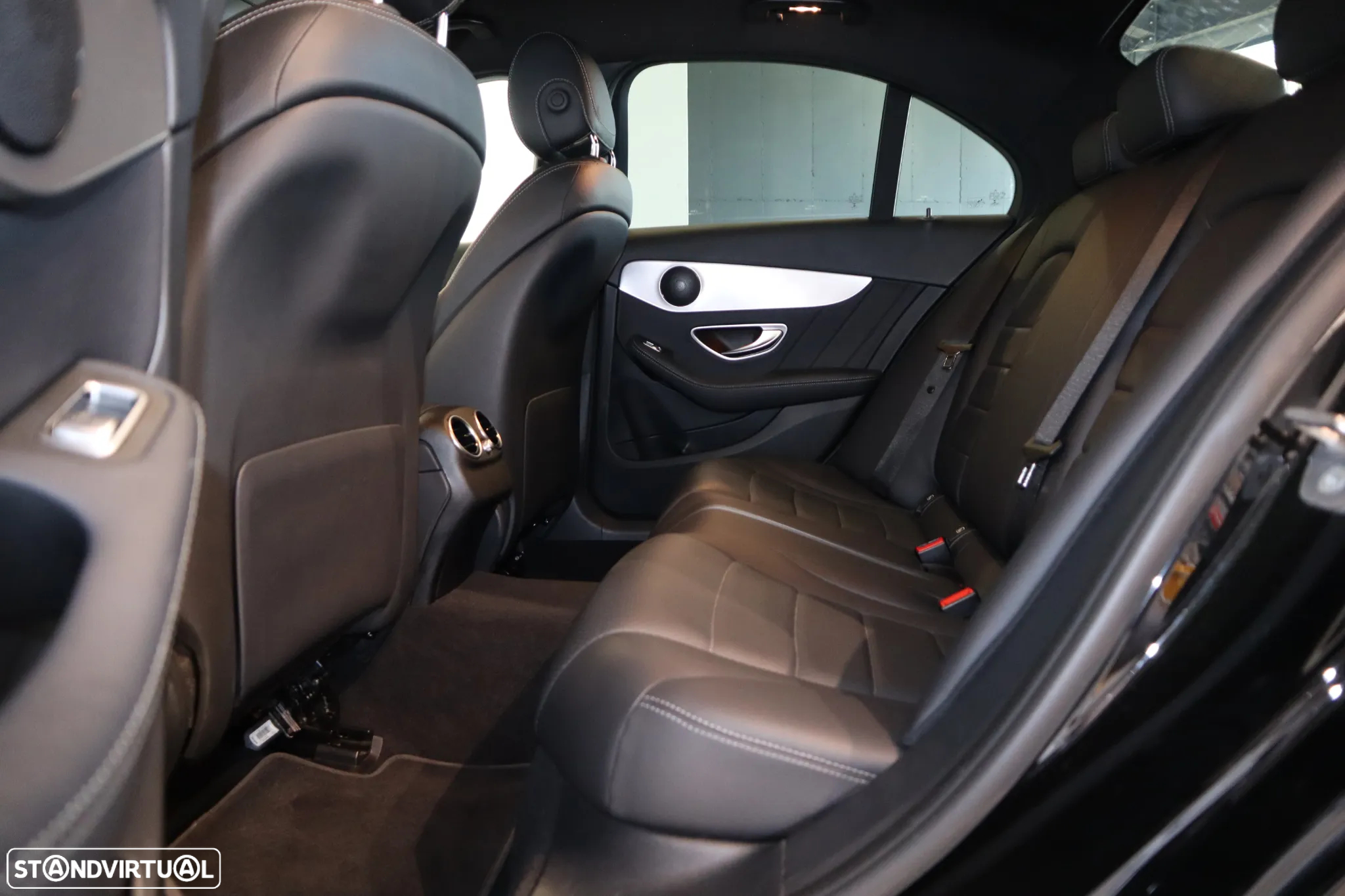 Mercedes-Benz C 300 de AMG Line - 10