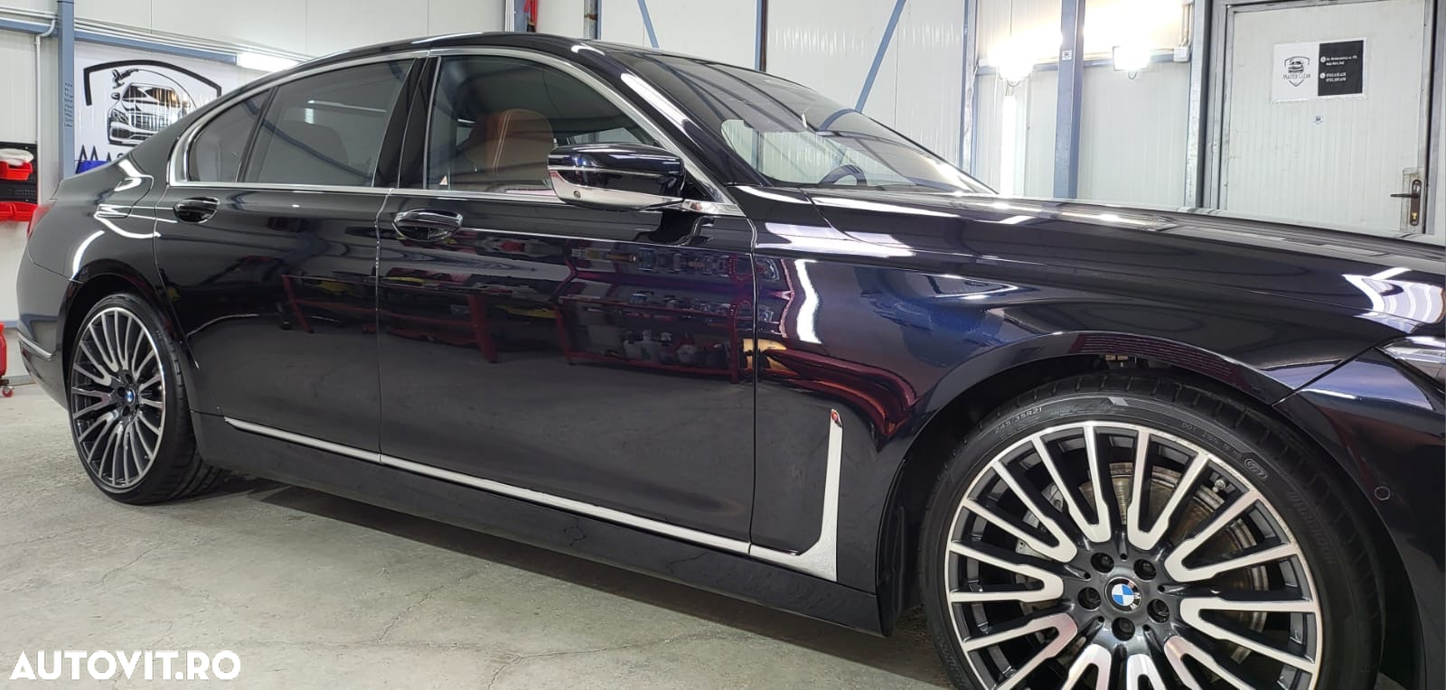 BMW Seria 7 740i - 10