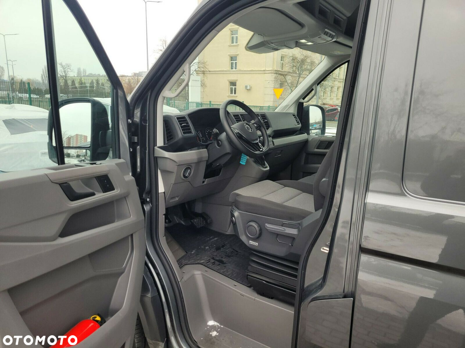 Volkswagen Crafter FURGON 3.640 35 2.0 TDI 130 kW AUTOMAT 8-G - 9