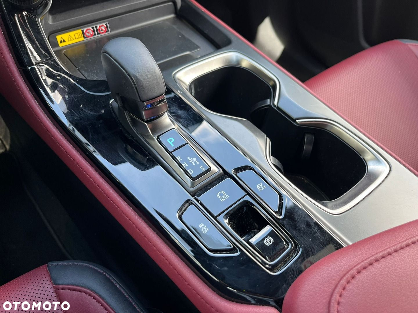 Lexus NX - 22