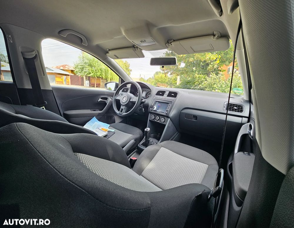Volkswagen Polo - 25