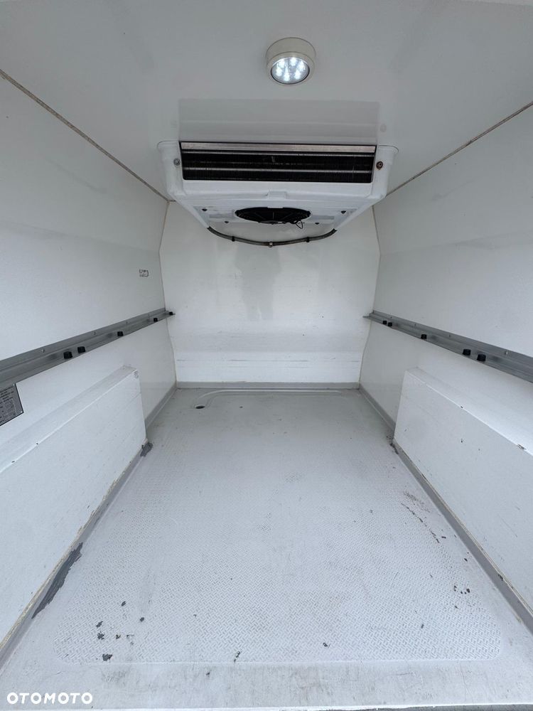 Fiat Doblo 1.3 MultiJet Chłodnia / 230V (146) - 18