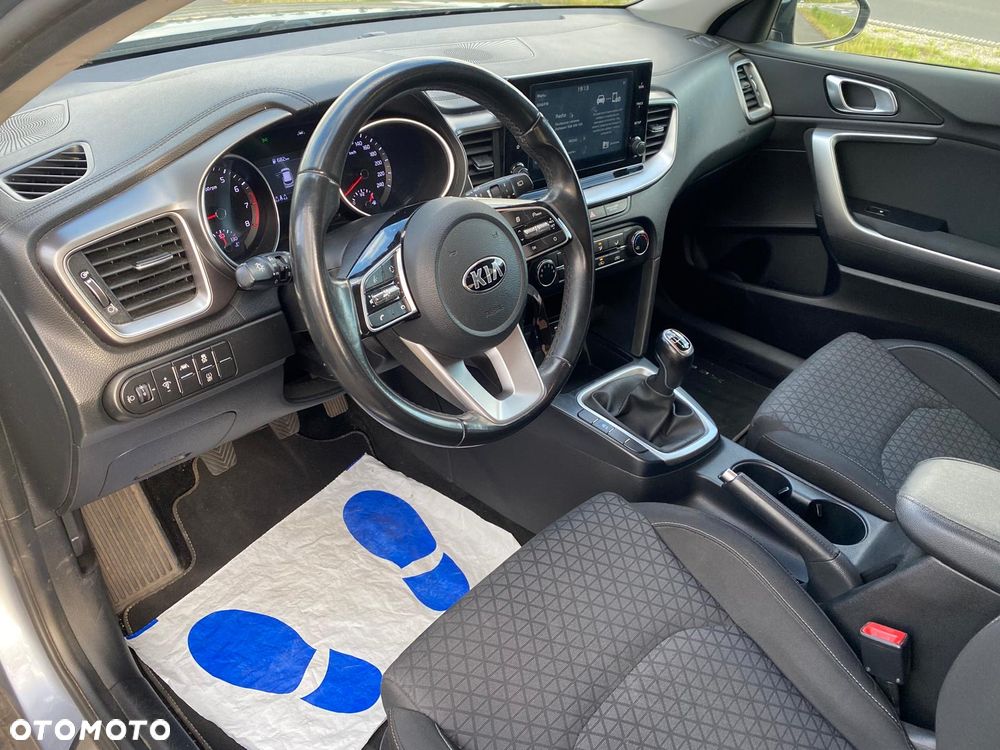 Kia XCeed 1.0 T-GDI L - 16