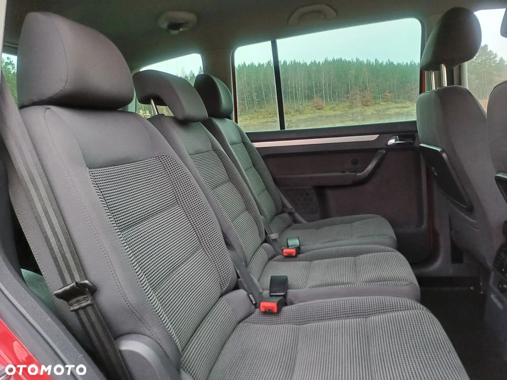 Volkswagen Touran 1.9 TDI Highline - 29