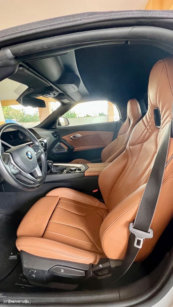 BMW Z4 sDrive20i Sport Line - 19