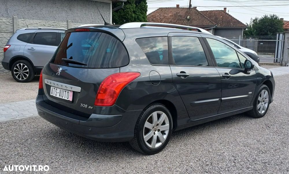 Peugeot 308 120 VTi NAVTEQ ON BOARD - 4