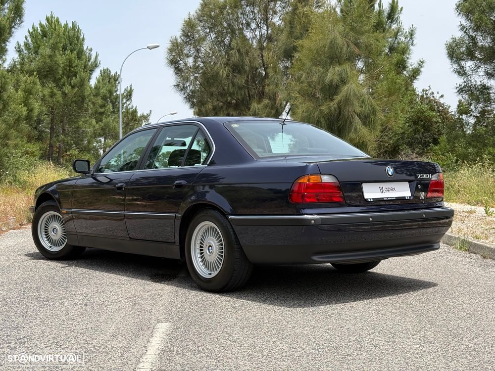 BMW 730 - 4