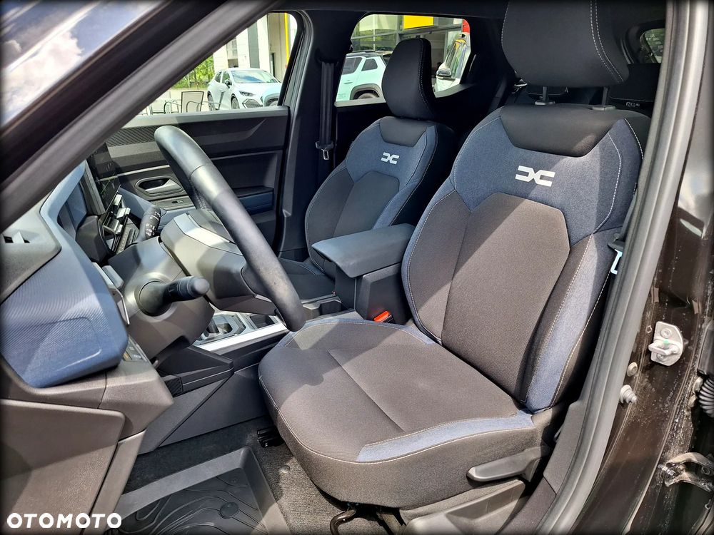 Dacia Duster 1.6 Full Hybrid 140 Journey MMT - 6