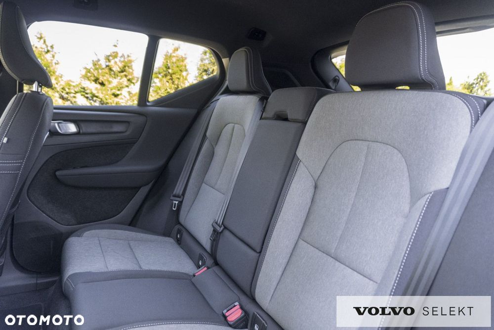 Volvo XC 40 - 12