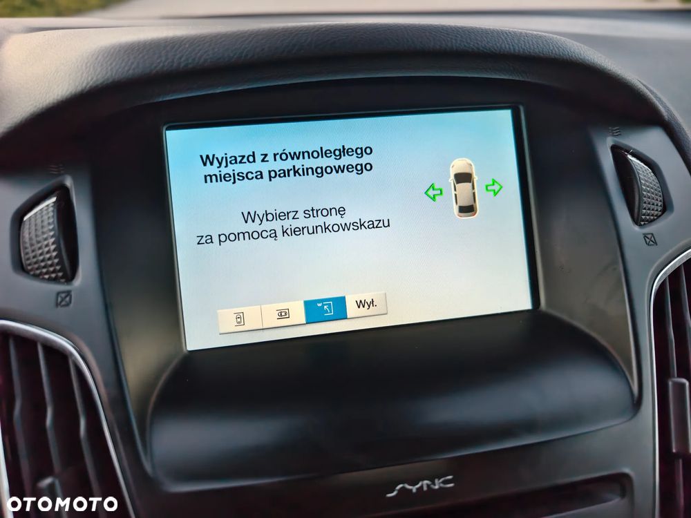 Ford Focus 1.5 EcoBlue Start-Stopp-System TITANIUM DESIGN - 16