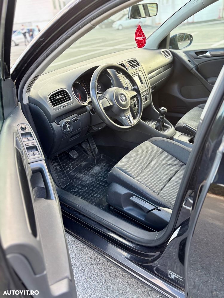 Volkswagen Golf 1.6 TDI DPF Trendline - 6