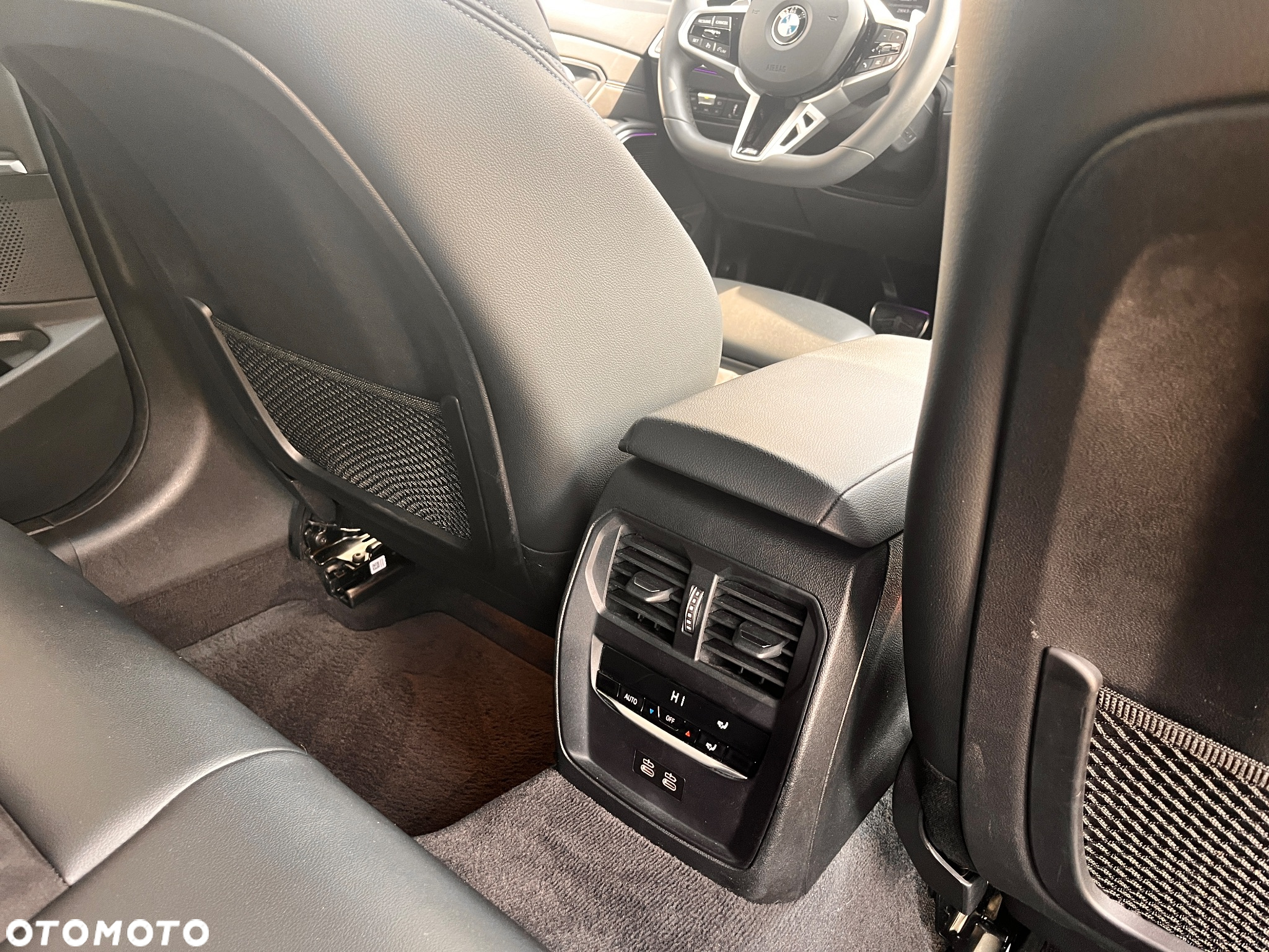 BMW Seria 3 320d Touring M Sport - 39