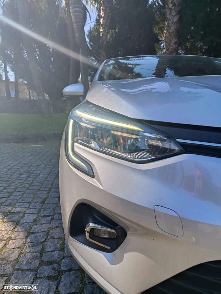 Renault Clio TCe 100 INTENS - 12