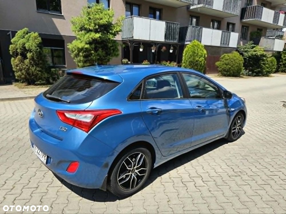 Hyundai i30 1.6 CRDi Classic + - 20