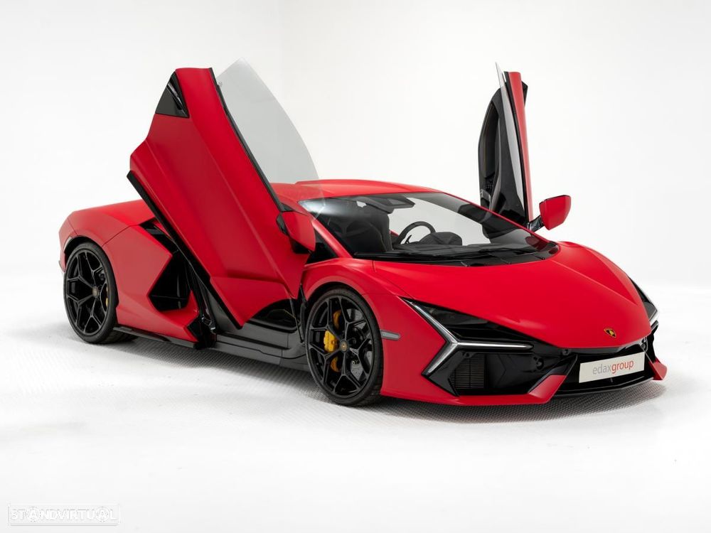 Lamborghini Revuelto - 1