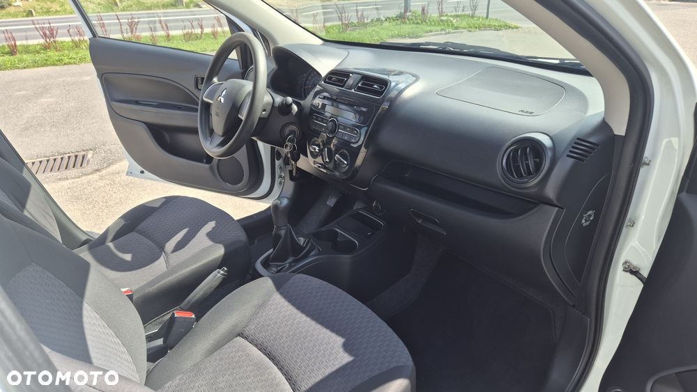 Mitsubishi Space Star 1.0 - 8