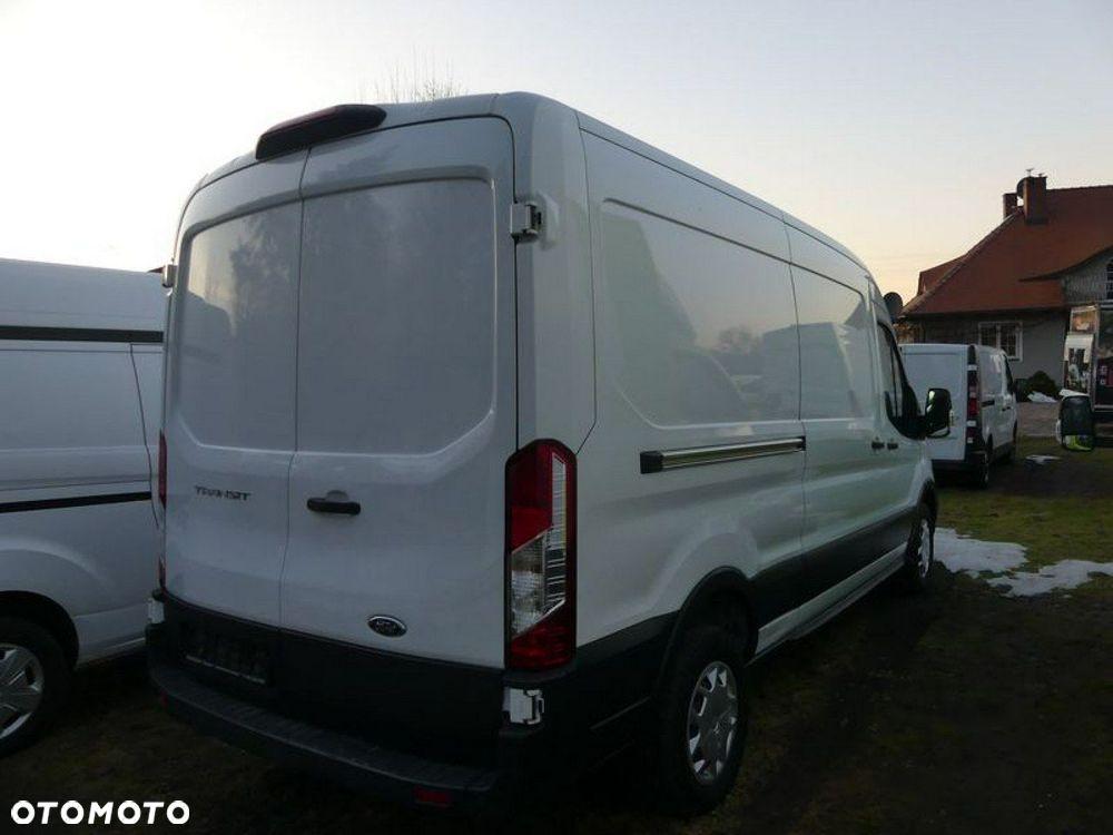 Ford Transit - 12