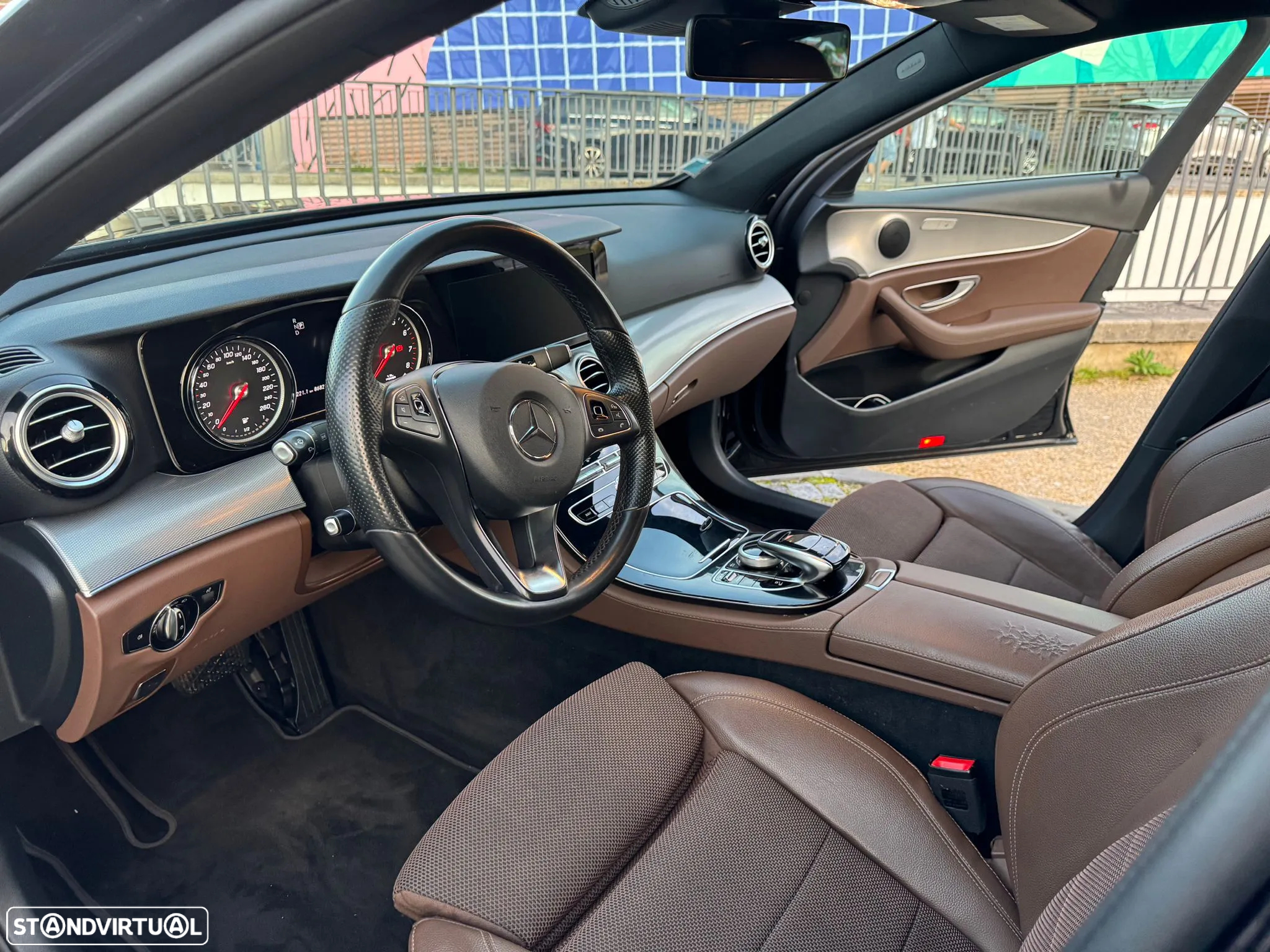 Mercedes-Benz E 350 e Avantgarde - 3
