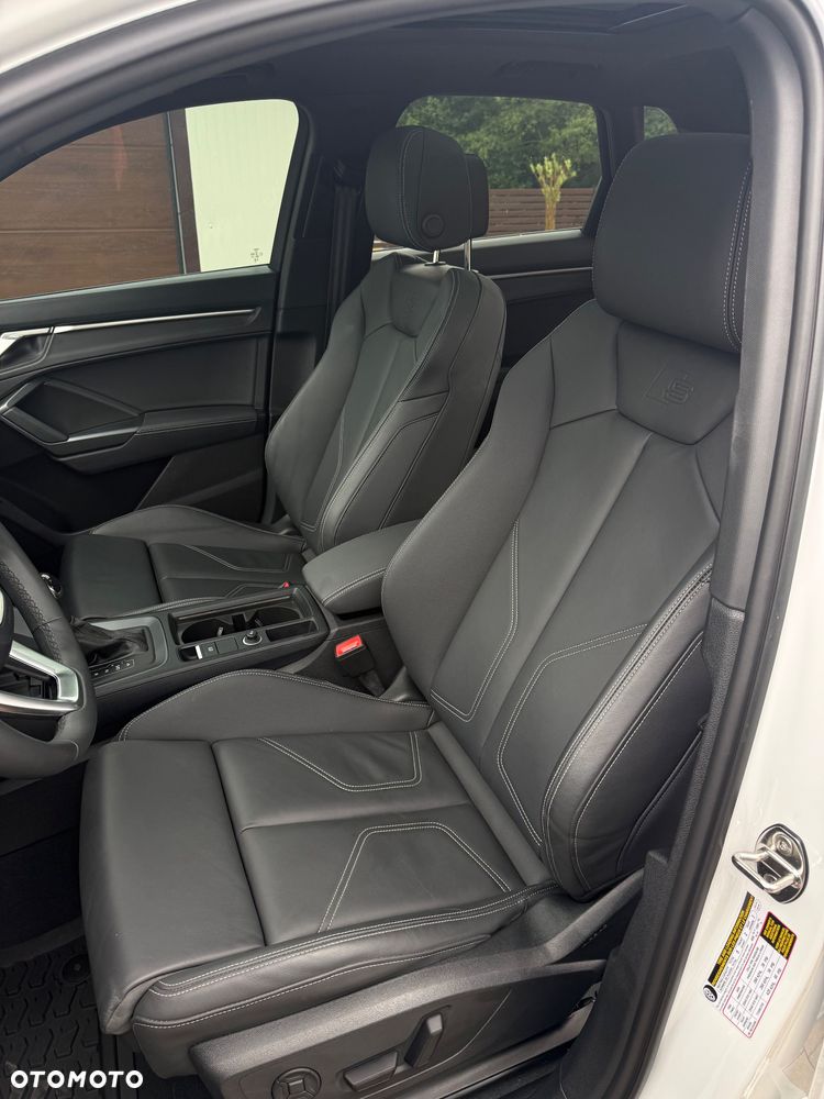 Audi Q3 - 12