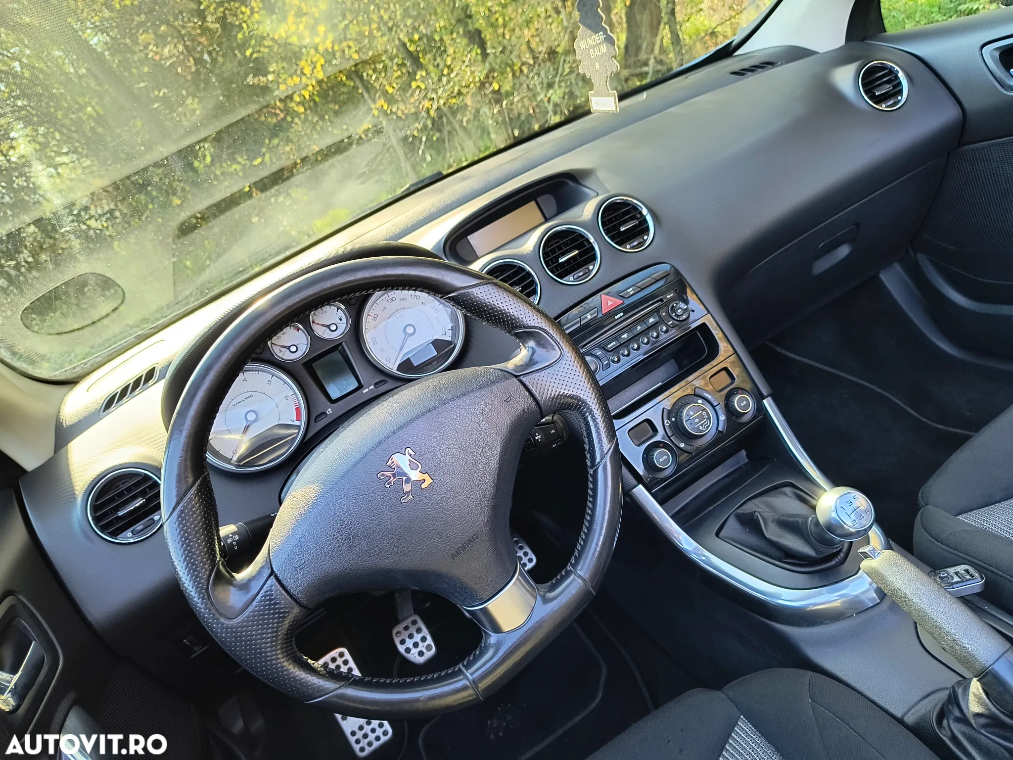 Peugeot 308 CC 1.6 E Premium - 4