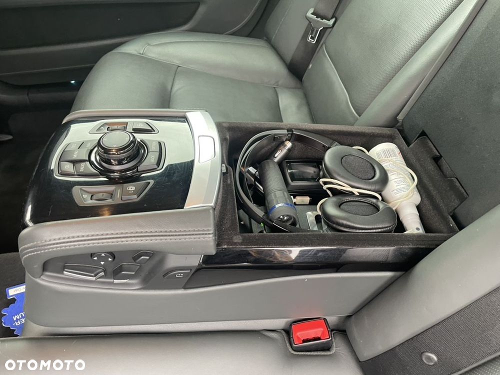 BMW Seria 7 730d L - 17