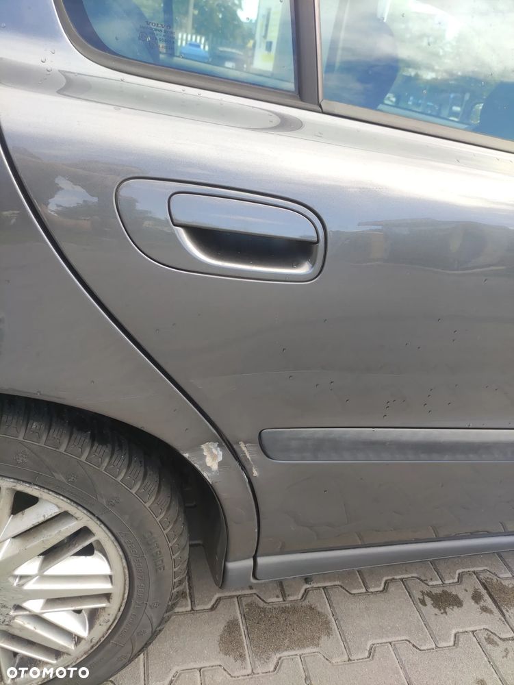 Volvo S60 2.4 D - 9