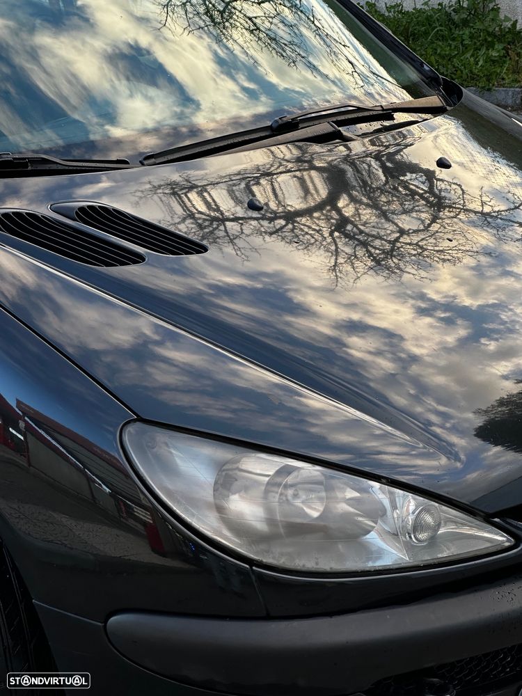 Peugeot 206 1.1 XT - 3