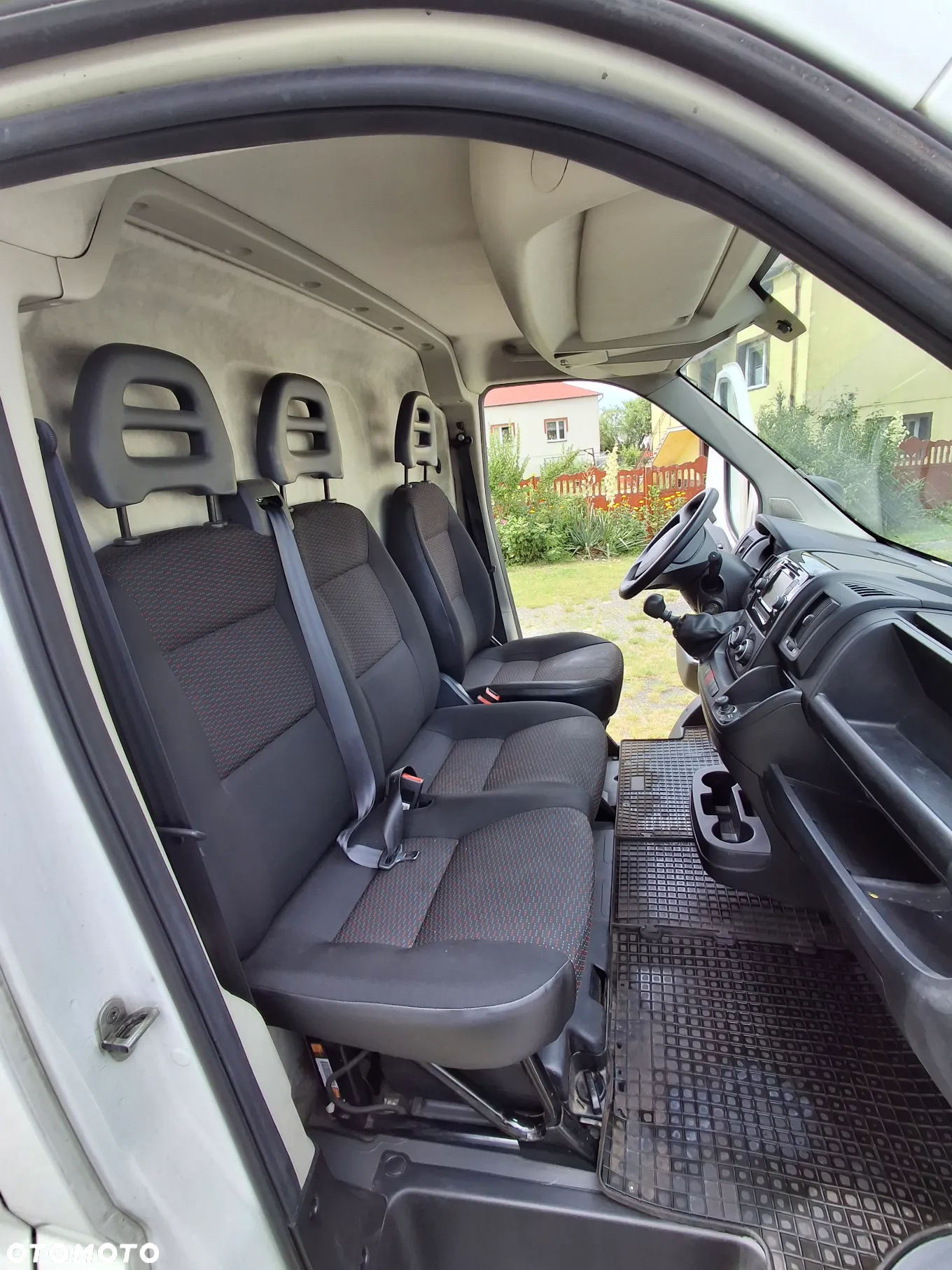 Peugeot Boxer L4H2 Salon Polska, 2.0BlueHdi 130KM Klimatyzacja, halogeny przód, światła LED dzienne - 17