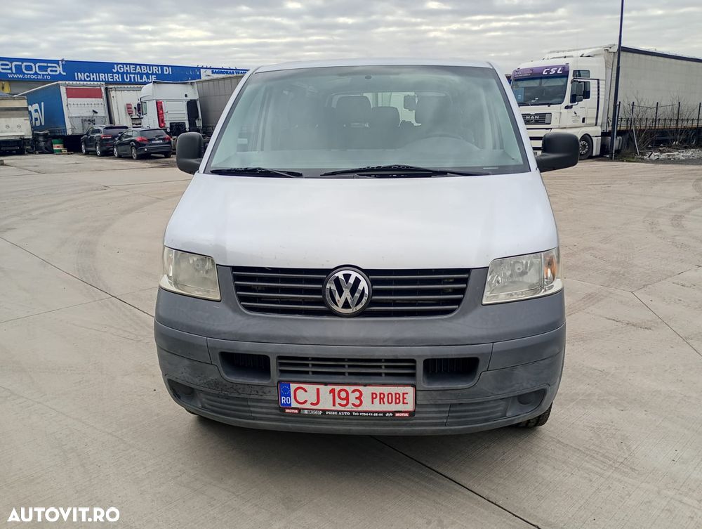 Volkswagen Transporter Shuttle Kurz - 13