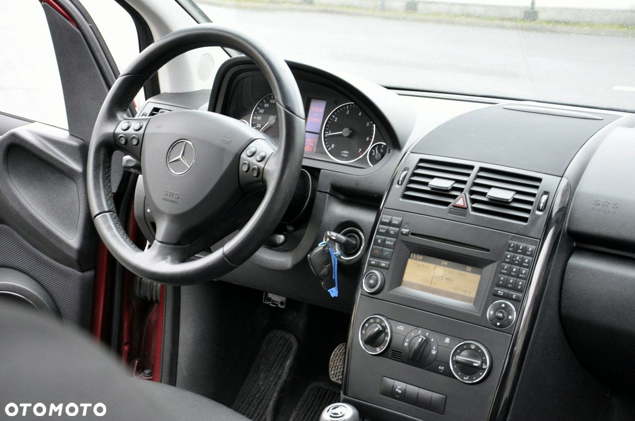 Mercedes-Benz Klasa A 160 Autotronic Elegance Special Edition - 6
