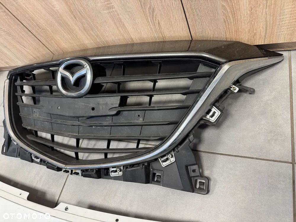 Mazda 3 III 15- atrapa przód grill - 2