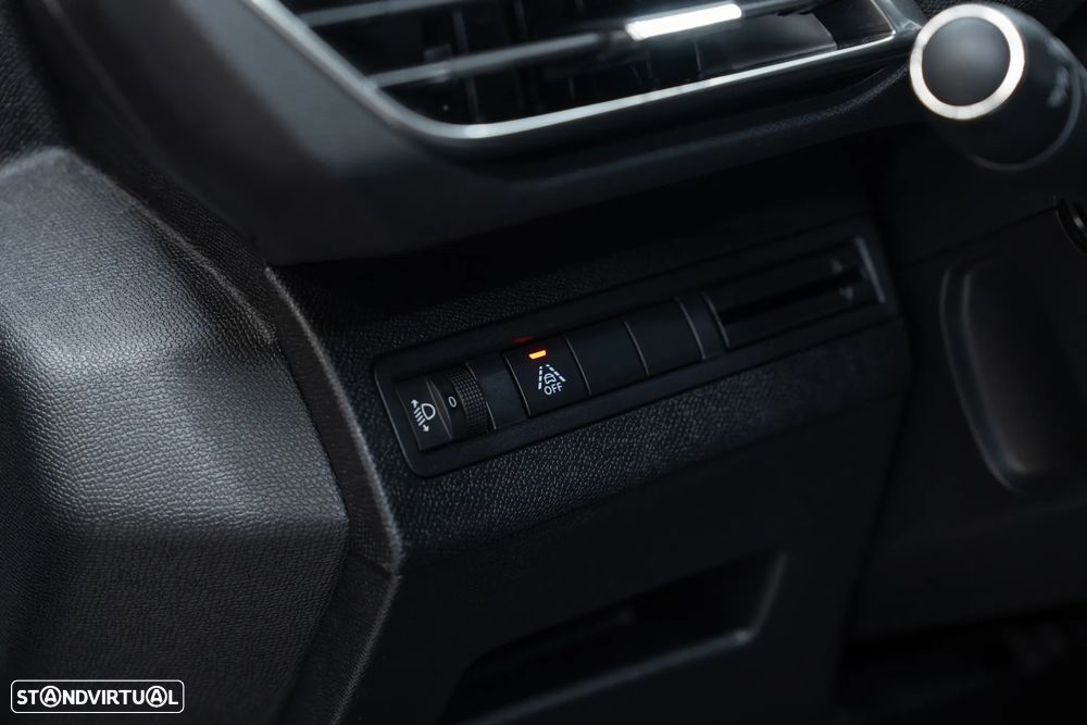 Peugeot 5008 PureTech 130 EAT8 Stop & Start Allure Pack - 23