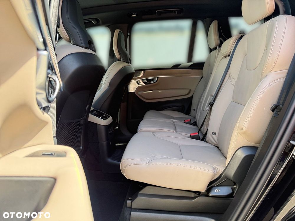 Volvo XC 90 - 13