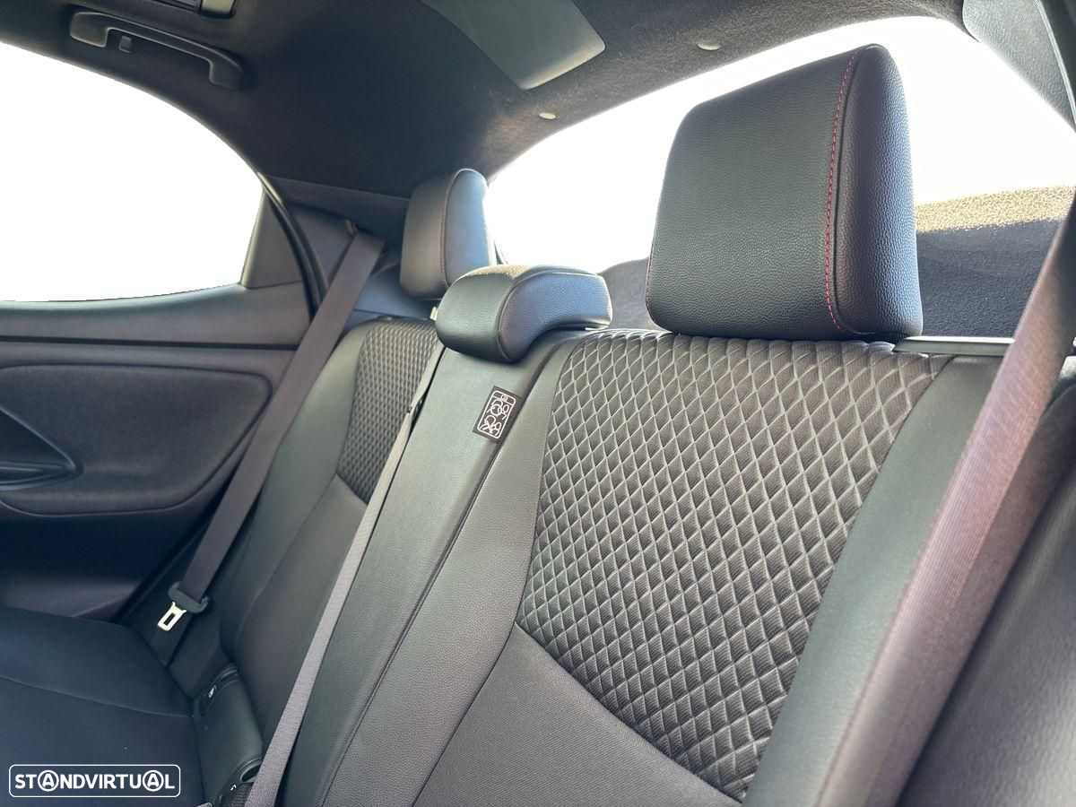 Toyota Yaris - 11