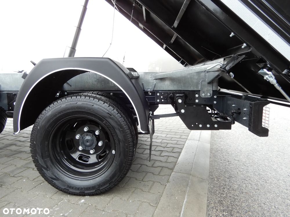 Iveco DAILY 50C18 Wywrotka Kiper Wywrot x 3 Strony 3996 mm Długi 8 E.Palet Renomowanej Firmy RomCar Rozstaw Osi 4100 mm WZMACNIANY HAK 3500 Kg 98 Tys Km Przeb. Stan Auta JAK NOWY POLECAM - 14