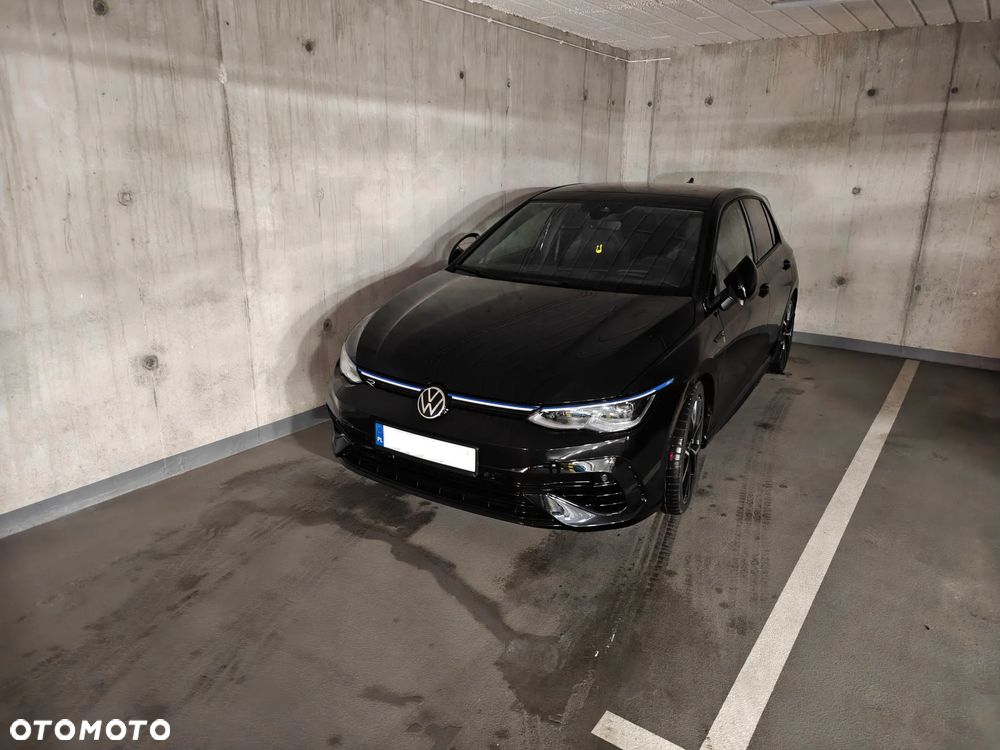 Volkswagen Golf - 29