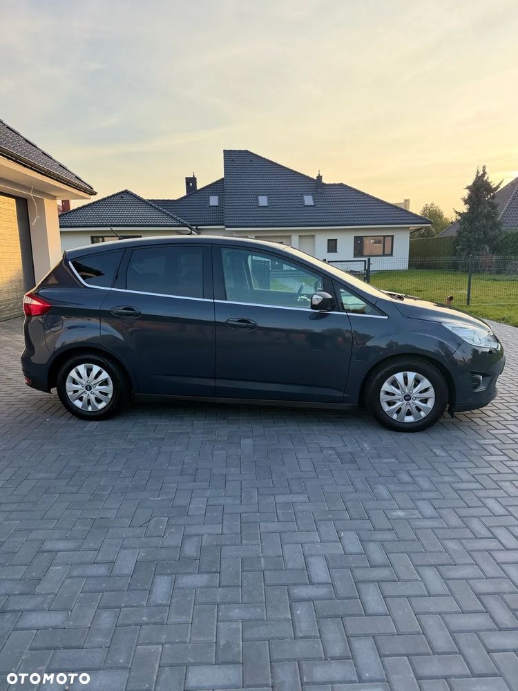 Ford C-Max 2011 photo 4