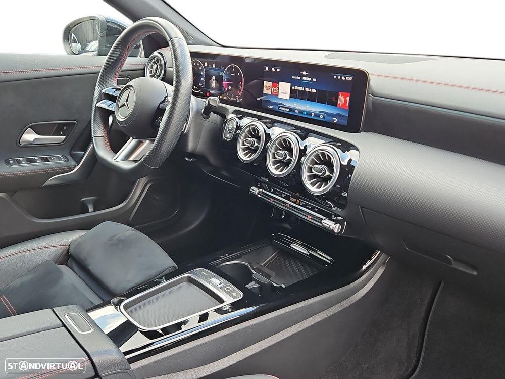 Mercedes-Benz CLA 180 d Shooting Brake AMG Line Aut. - 15