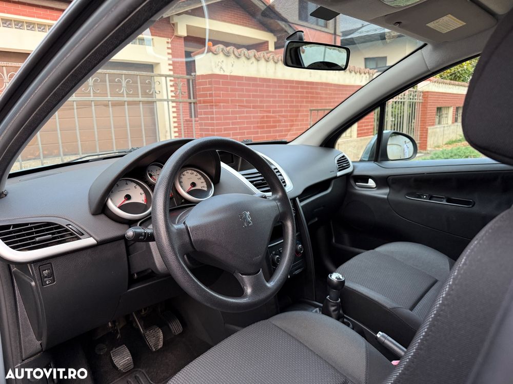Peugeot 207 1.4E 16V Trendy - 7