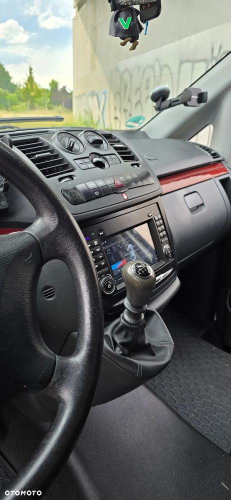 Mercedes-Benz Vito - 11