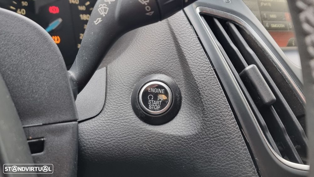 Ford Focus 1.0 EcoBoost Titanium - 21