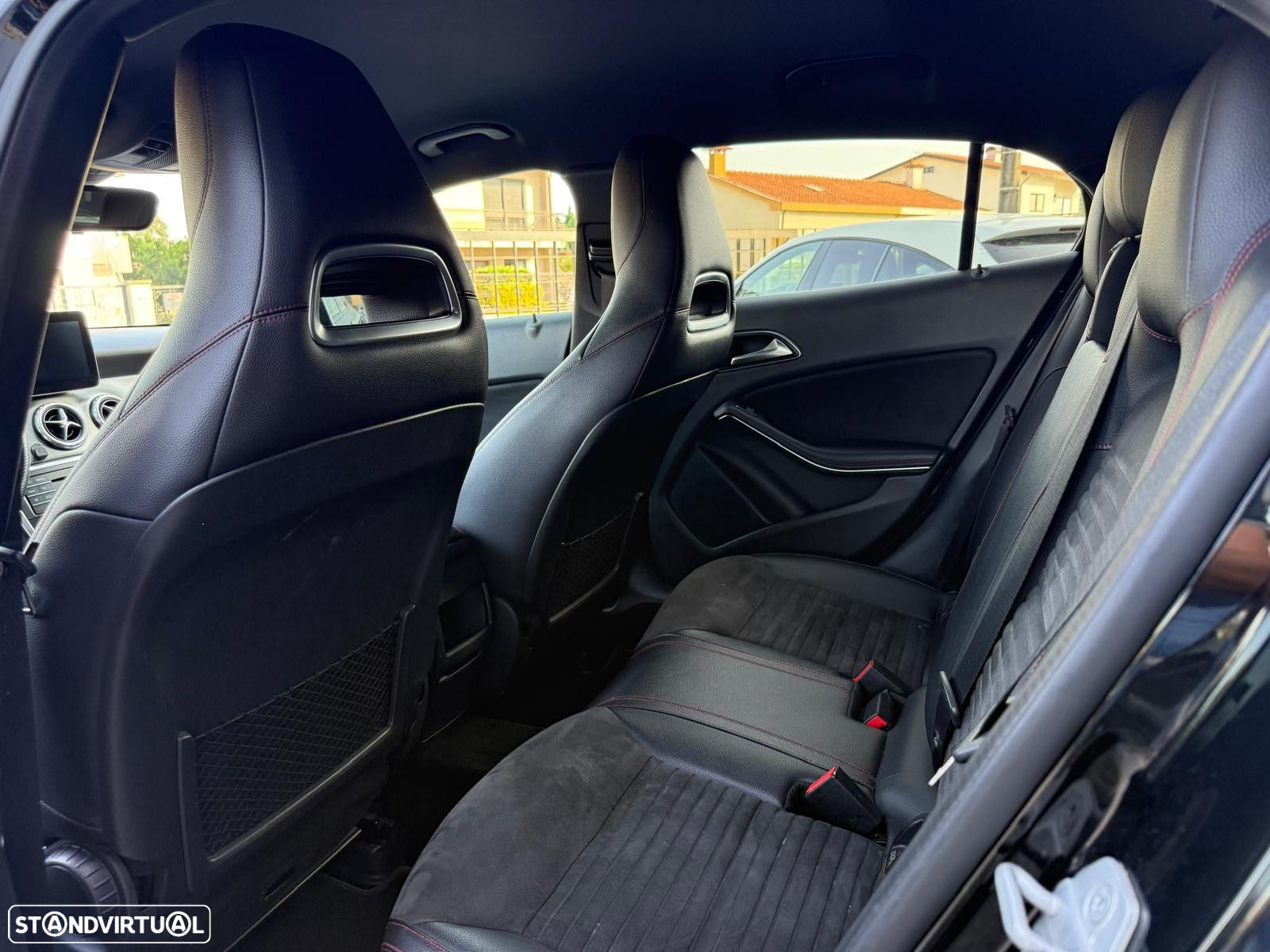 Mercedes-Benz GLA 200 d AMG Line Aut. - 17