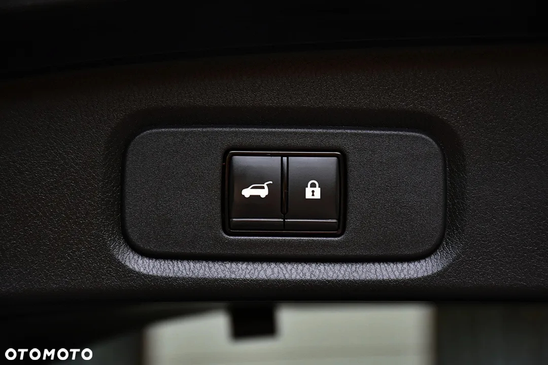 Nissan Qashqai 1.3 DIG-T N-Connecta - 25