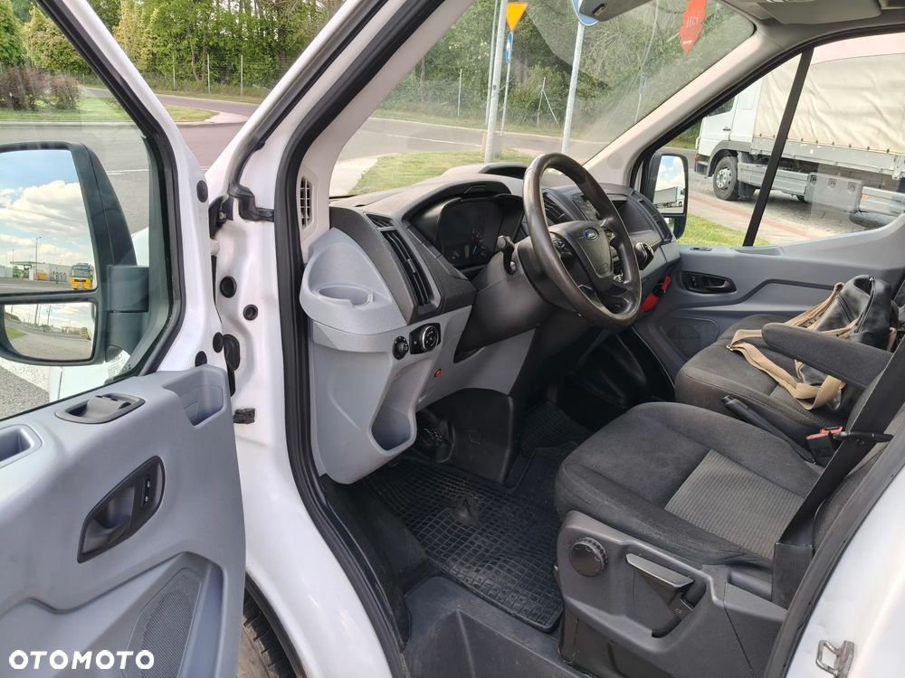Ford Transit - 8