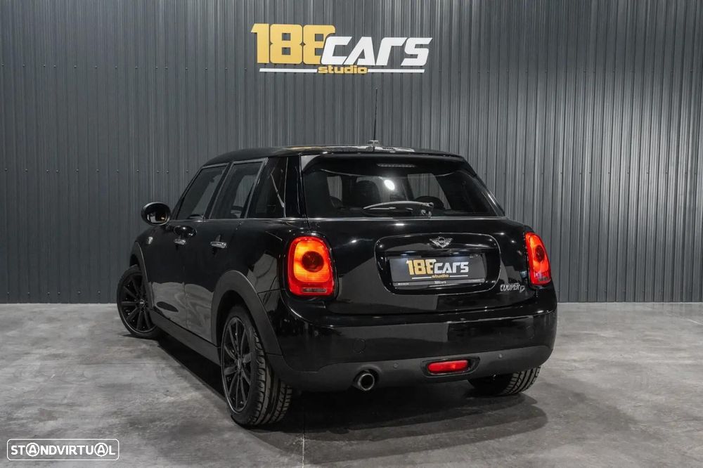MINI 5 Portas Cooper D - 51